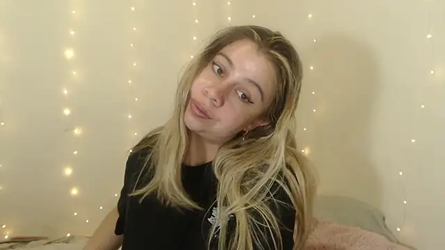 SweetSofty online show from October 18, 9:17 pm