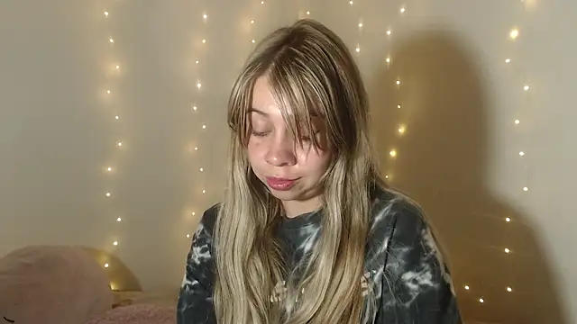 SweetSofty online show from March 18, 10:21 pm