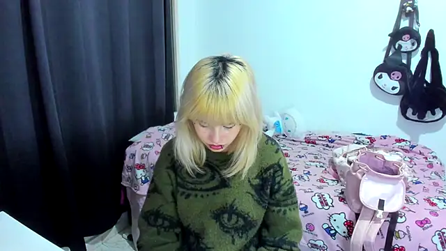 Snapshot of Akane-Mou chatting on November 28, 2:23 am Akane-Mou online show from November 28, 2:23 am