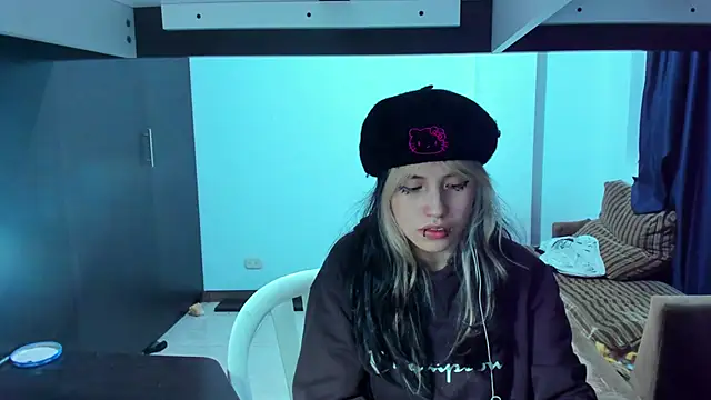 Akane-Mou online show from March 7, 10:24 am