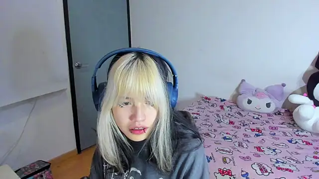 Akane-Mou online show from March 20, 8:31 am