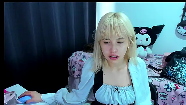 Snapshot of Akane-Mou chatting on December 22, 4:40 pm Akane-Mou online show from December 22, 4:40 pm