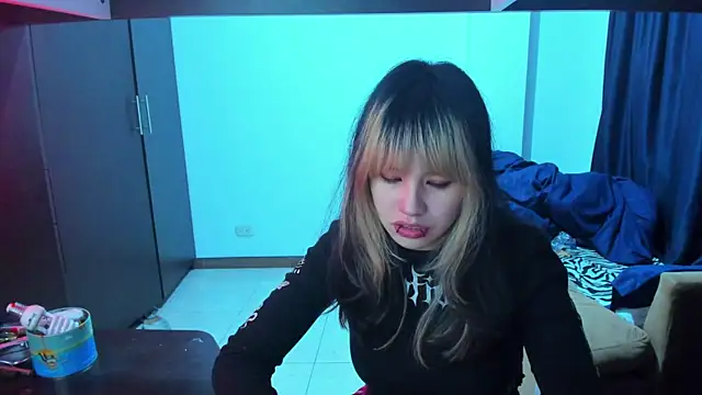 Akane-Mou online show from January 6, 4:47 am