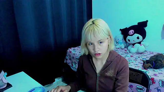 Snapshot of Akane-Mou chatting on March 17, 12:24 am Akane-Mou online show from March 17, 12:24 am
