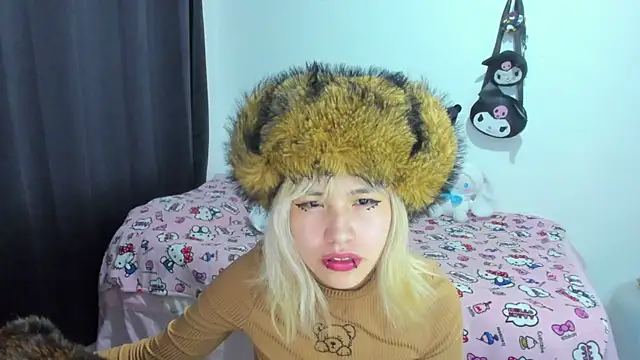 Akane-Mou online show from November 5, 12:36 am