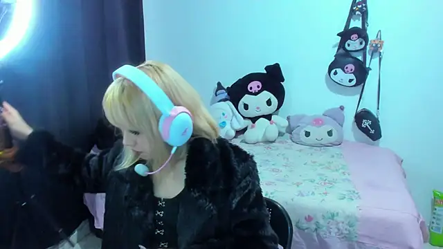 Akane-Mou online show from October 24, 3:16 am