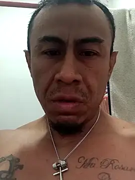 Snapshot of ivandignity chatting on November 12, 11:52 pm ivandignity online show from November 12, 11:52 pm