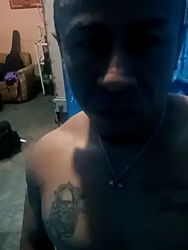 Snapshot of ivandignity chatting on November 4, 12:36 am ivandignity online show from November 4, 12:36 am