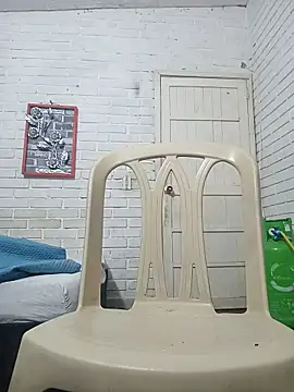 Snapshot of valeriaswang_Lucas chatting on January 7, 11:26 am valeriaswang Lucas online show from January 7, 11:26 am