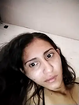 valeriaswang Lucas online show from November 4, 4:00 pm