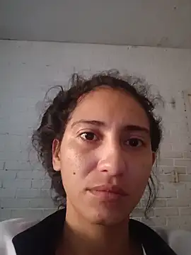 Snapshot of valeriaswang_Lucas chatting on January 13, 2:43 pm valeriaswang Lucas online show from January 13, 2:43 pm