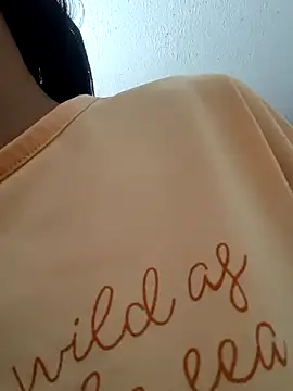 valeriaswang Lucas online show from September 11, 11:32 am