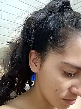 valeriaswang Lucas online show from March 21, 1:15 pm