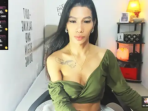 Trixie Mattel21 online show from February 14, 10:54 pm