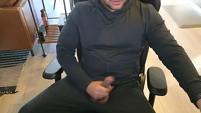 HungandThickLatin online show from April 23, 2:51 pm