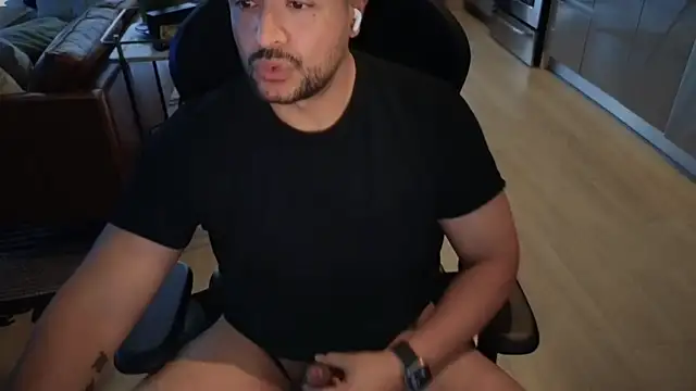 HungandThickLatin online show from October 7, 12:44 am