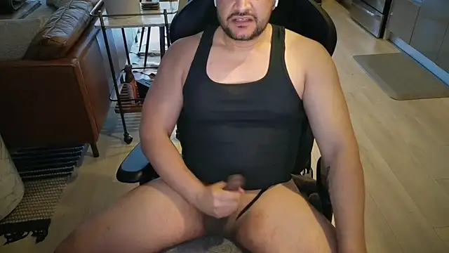 HungandThickLatin online show from February 5, 1:01 am