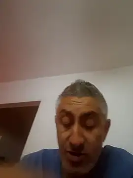 Snapshot of DildoG45 chatting on May 16, 8:41 pm DildoG45 online show from May 16, 8:41 pm