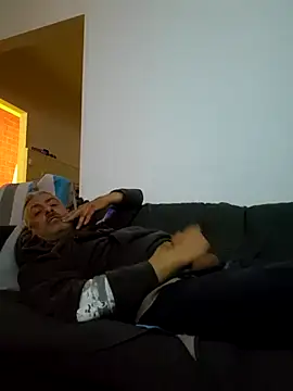 cuci45 online show from March 19, 9:48 pm