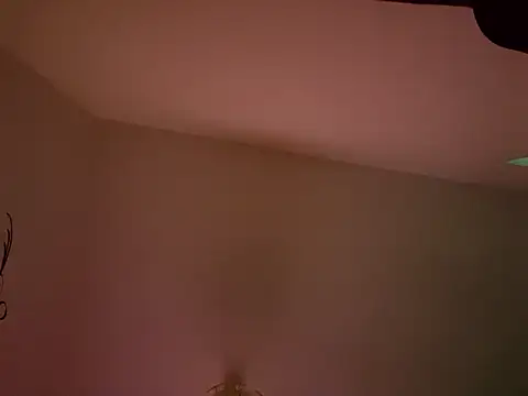 Snapshot of cuci45 chatting on March 4, 9:44 pm cuci45 online show from March 4, 9:44 pm