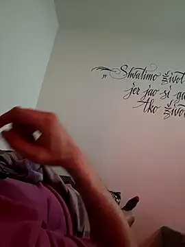 Snapshot of cuci45 chatting on February 28, 3:06 am cuci45 online show from February 28, 3:06 am