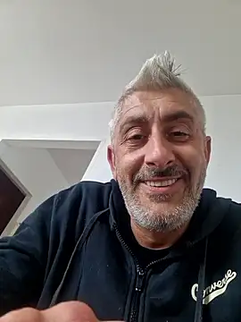 Snapshot of cuci45 chatting on January 7, 12:43 pm cuci45 online show from January 7, 12:43 pm