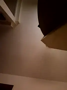 cuci45 online show from March 5, 9:43 pm