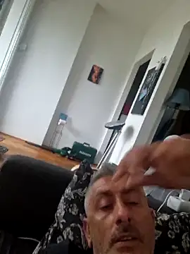 cuci45 online show from March 26, 2:48 pm