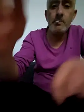 Snapshot of cuci45 chatting on March 1, 4:51 pm cuci45 online show from March 1, 4:51 pm