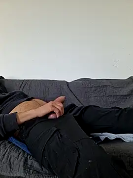 cuci45 online show from March 25, 3:44 pm