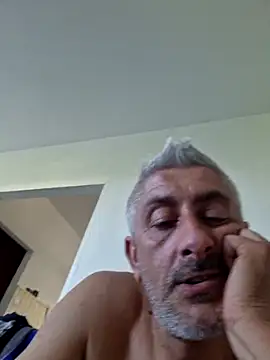 cuci45 online show from April 24, 2:41 pm