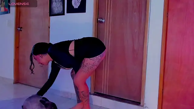 ink demonxxx online show from November 30, 1:01 pm