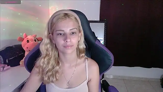 Snapshot of jujubinhahot chatting on March 3, 10:52 pm jujubinhahot online show from March 3, 10:52 pm