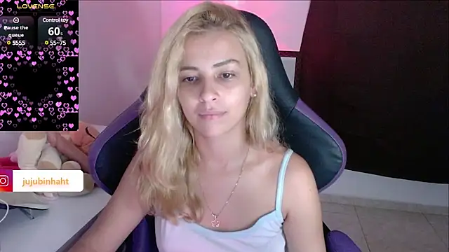 Snapshot of jujubinhahot chatting on March 16, 8:21 am jujubinhahot online show from March 16, 8:21 am