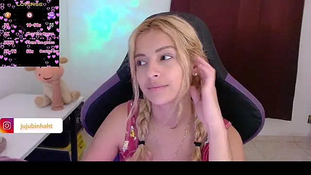 Snapshot of jujubinhahot chatting on March 10, 11:49 pm jujubinhahot online show from March 10, 11:49 pm