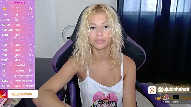 Snapshot of jujubinhahot chatting on November 9, 2:43 pm jujubinhahot online show from November 9, 2:43 pm