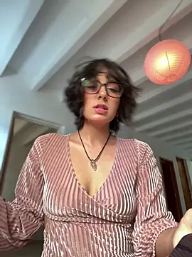 Snapshot of aurora_xoxo chatting on March 22, 8:10 pm aurora xoxo online show from March 22, 8:10 pm