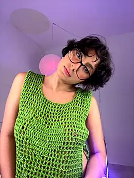 Snapshot of aurora_xoxo chatting on October 25, 3:49 am aurora xoxo online show from October 25, 3:49 am