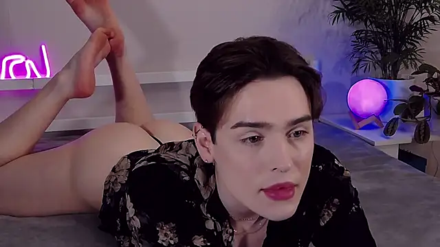 RobbyCharming online show from May 8, 5:11 am