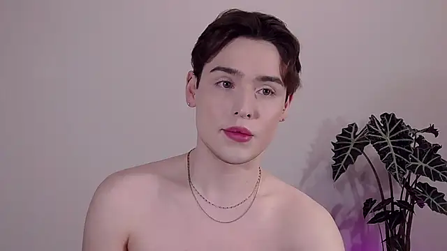 RobbyCharming online show from May 10, 6:28 am