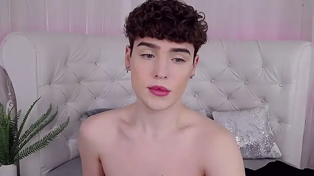 RobbyCharming online show from February 6, 4:30 am