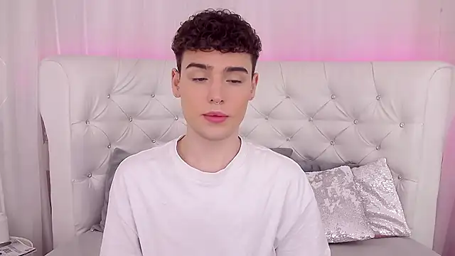 RobbyCharming online show from September 12, 3:50 am