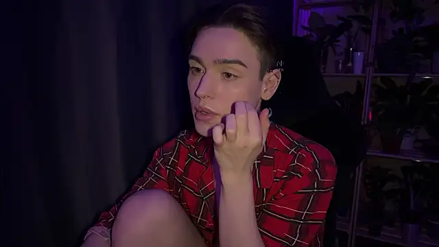 RobbyCharming online show from March 13, 11:38 pm