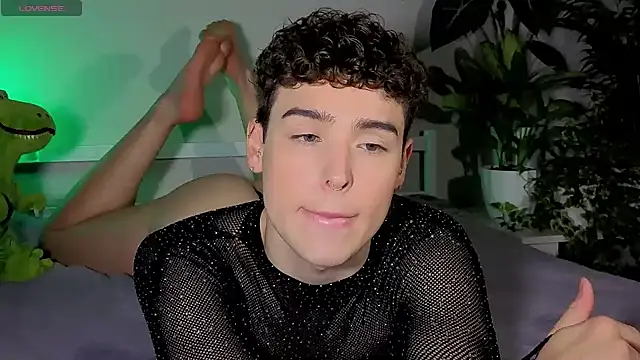 RobbyCharming online show from October 1, 9:47 am