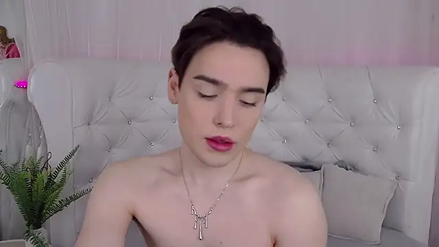 RobbyCharming online show from April 20, 4:48 am