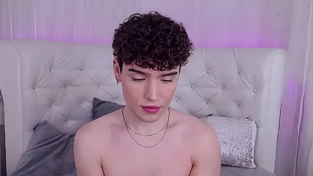 RobbyCharming online show from November 29, 4:01 am