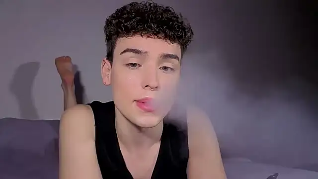 RobbyCharming online show from September 19, 3:43 am