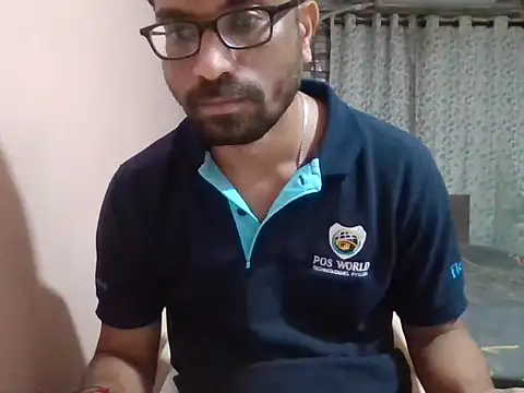 Snapshot of sexx4 chatting on November 18, 6:22 pm sexx4 online show from November 18, 6:22 pm