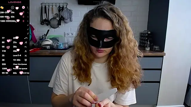 BubbbleGumm online show from April 29, 7:23 am