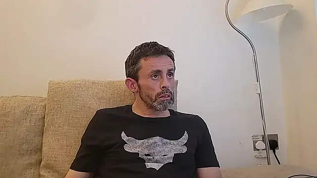 uk-bobbie-uk online show from November 16, 8:30 am